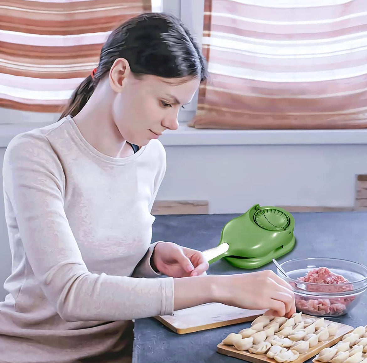 2 In 1 Dumpling Maker ( Mixed colors )